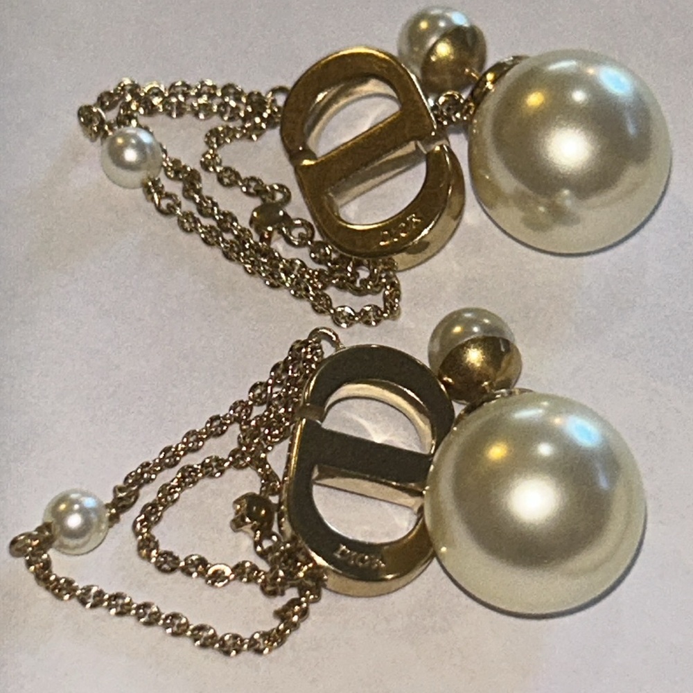 DIOR TRIBALES Earrings Gold-Finish Metal White Resin Pearls Silver-Tone Crystals - Picture 9 of 14
